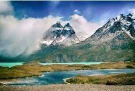 Hindi Poem on Mountain